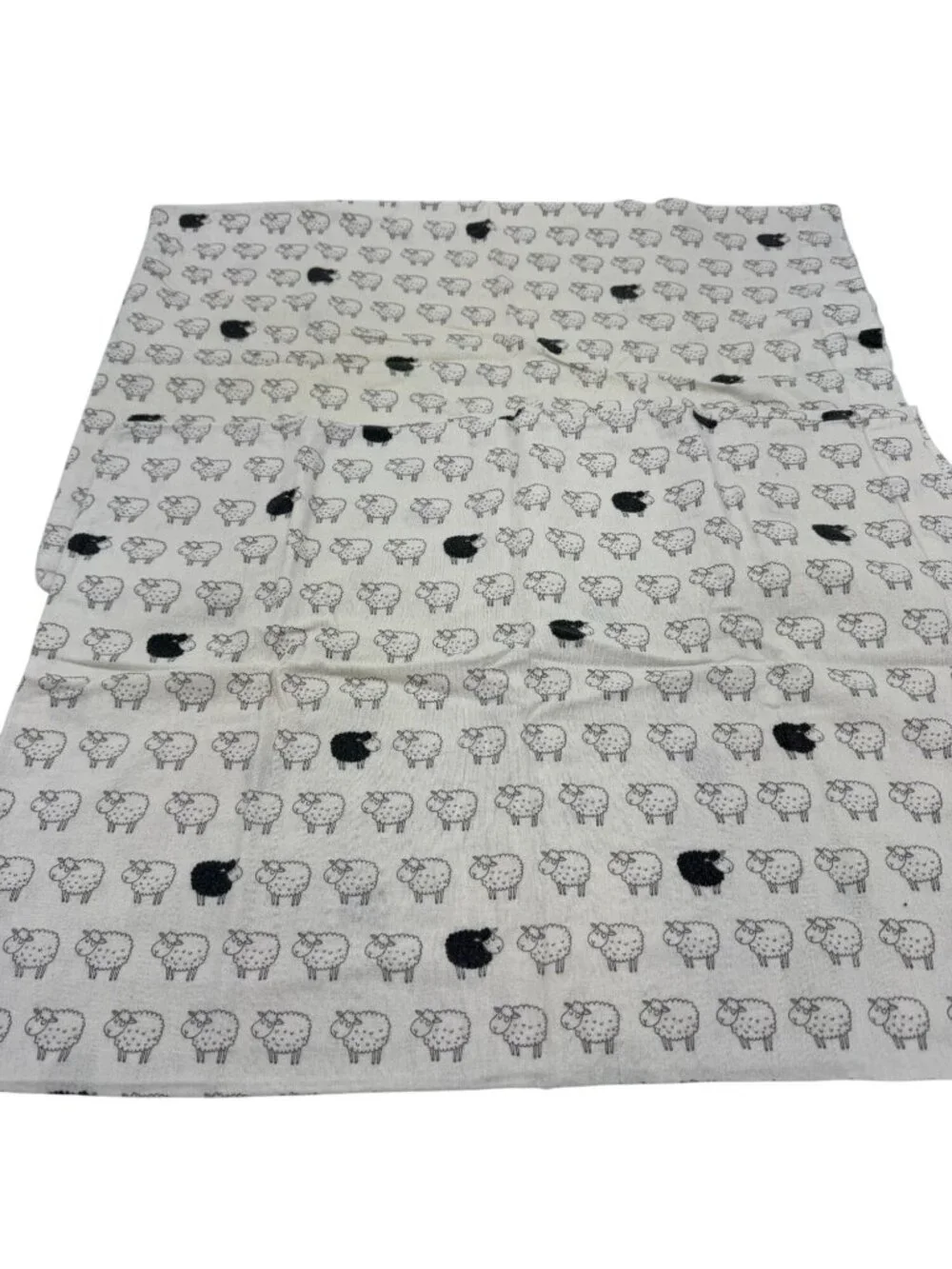 Lot Of 2 100% Cotton Counting Sheep Flannel Pillowcases Set Bedding White Black